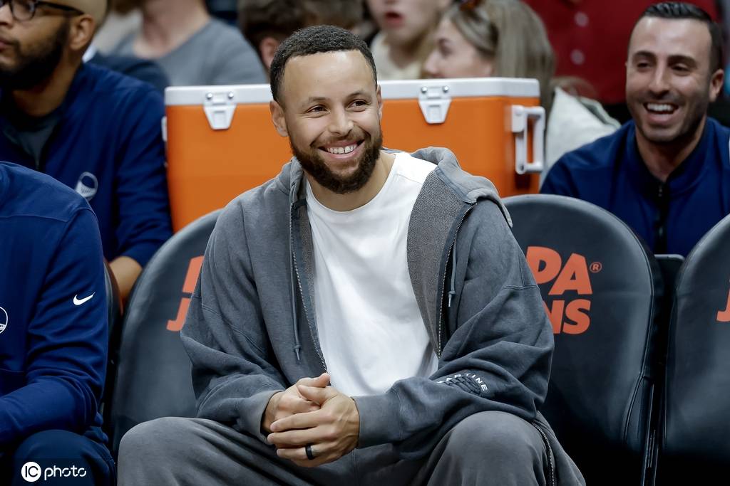 回归？曝库里将在下周一对阵火箭的比赛中复出